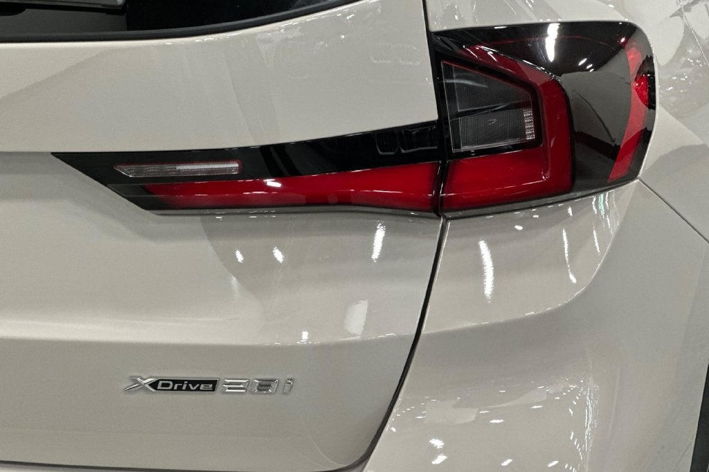 2027 BMW X1 xDrive28i