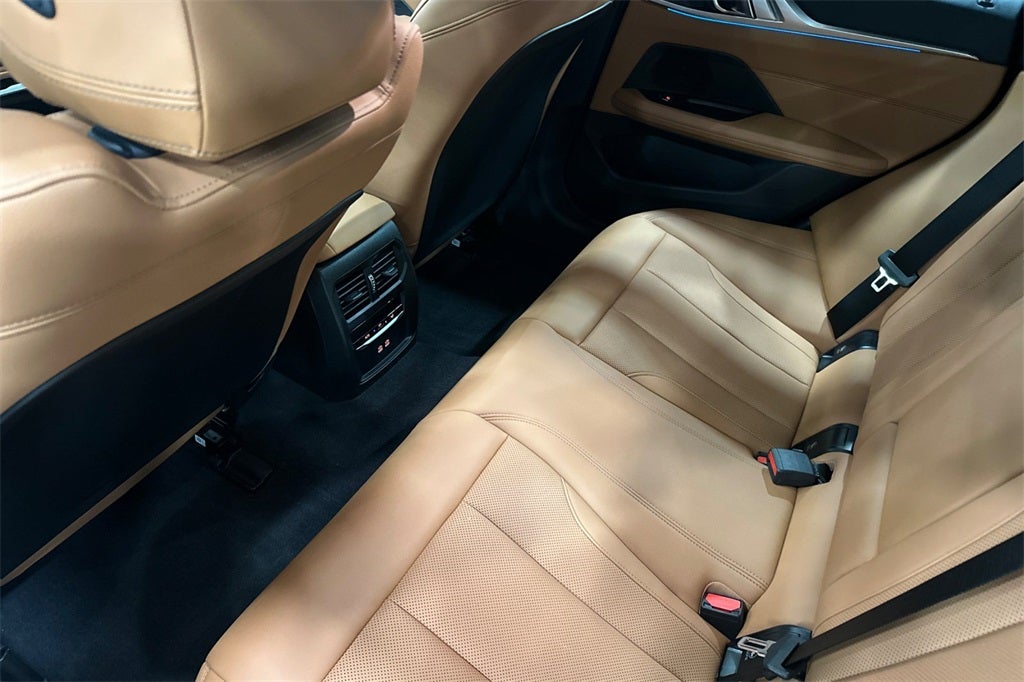 2025 BMW i4 eDrive40