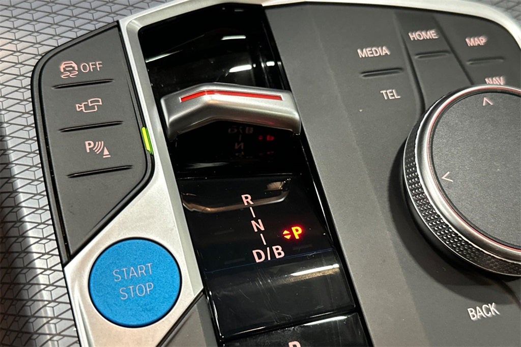 2025 BMW i4 eDrive40