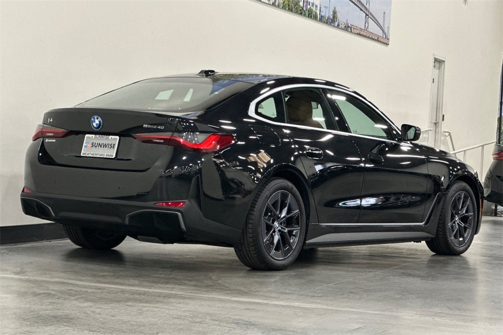 2025 BMW i4 eDrive40