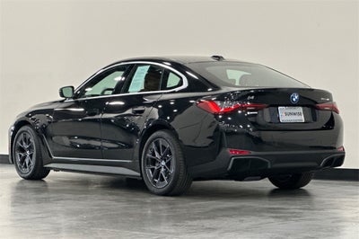 2025 BMW i4 eDrive40
