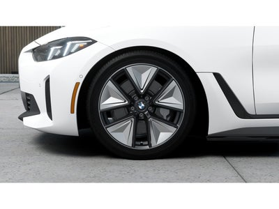 2025 BMW i4 eDrive40