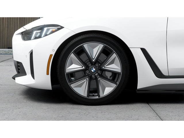 2025 BMW i4 eDrive40