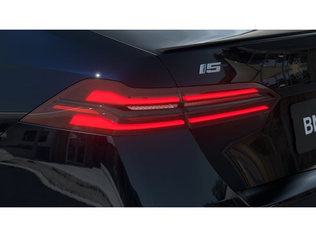 2026 BMW i5 xDrive40