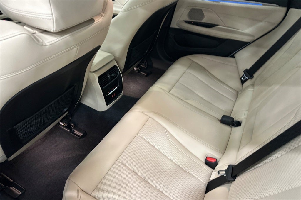 2023 BMW i4 eDrive35