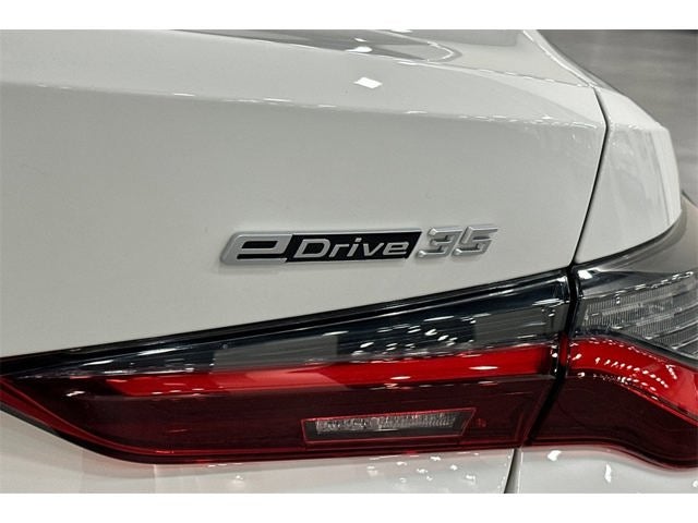 2023 BMW i4 eDrive35