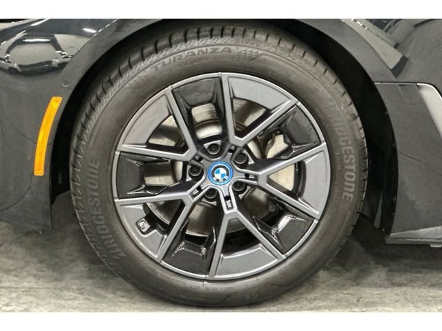 2023 BMW i4 eDrive35