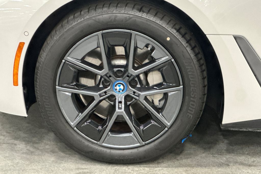 2023 BMW i4 eDrive35