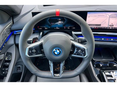 2025 BMW i5 M60