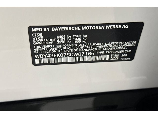 2025 BMW i5 M60