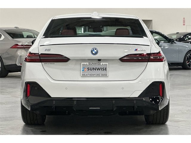 2025 BMW i5 M60