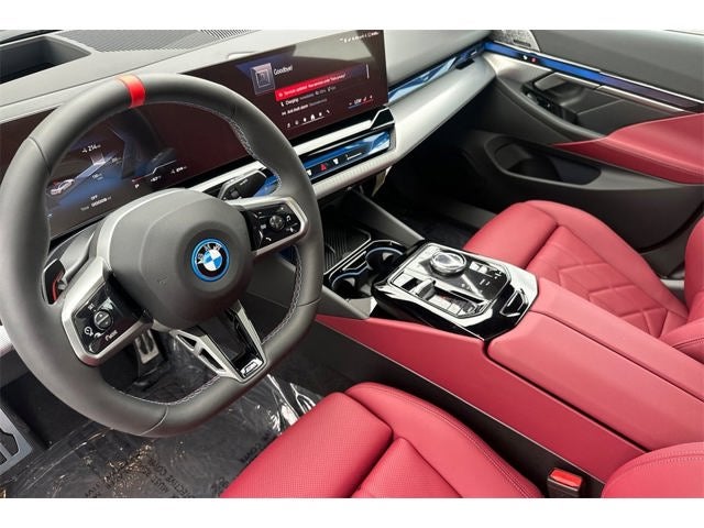2025 BMW i5 M60