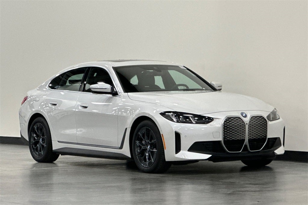 2025 BMW i4 xDrive40