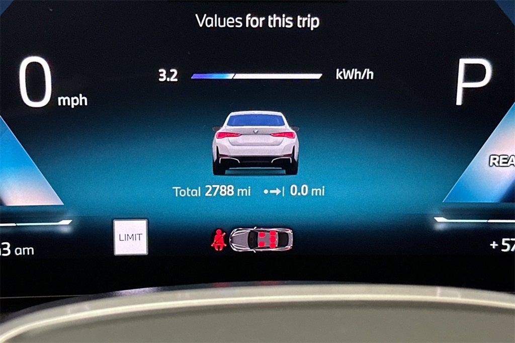 2025 BMW i4 xDrive40
