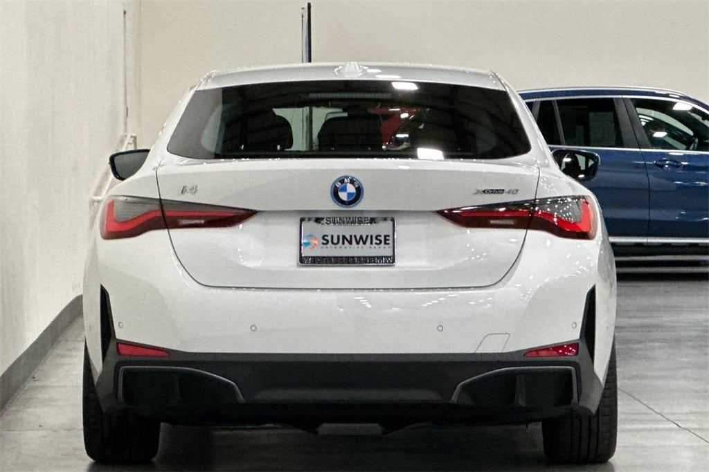 2025 BMW i4 xDrive40