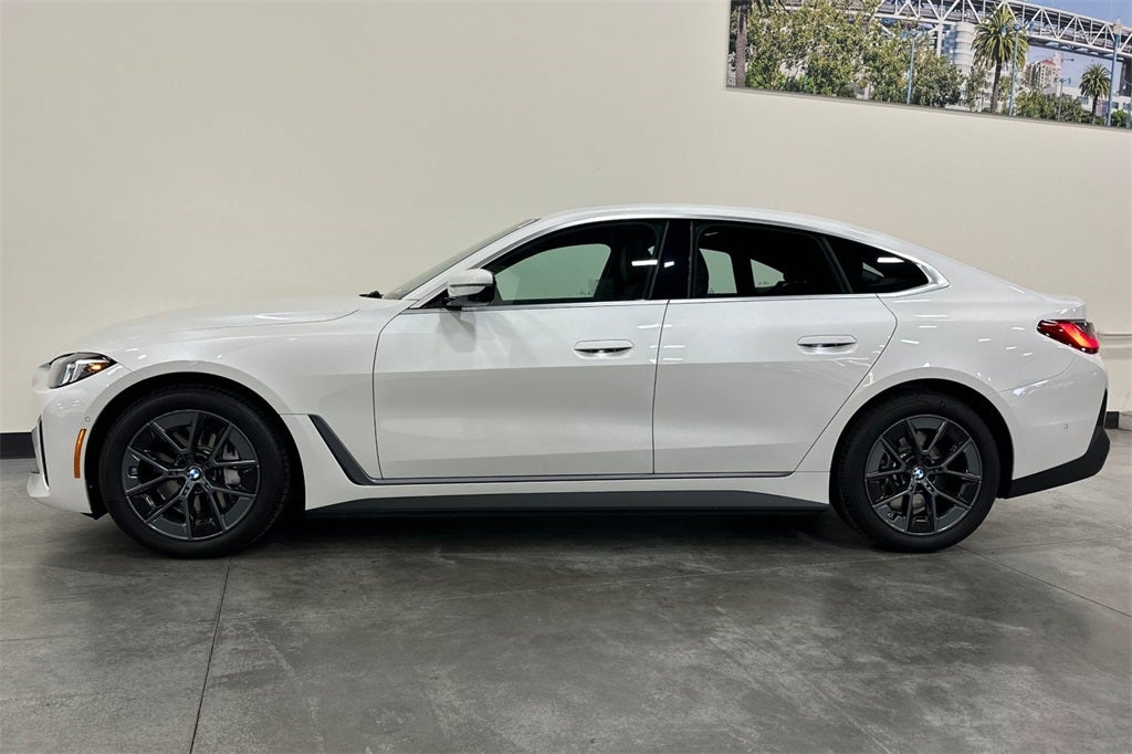 2025 BMW i4 xDrive40