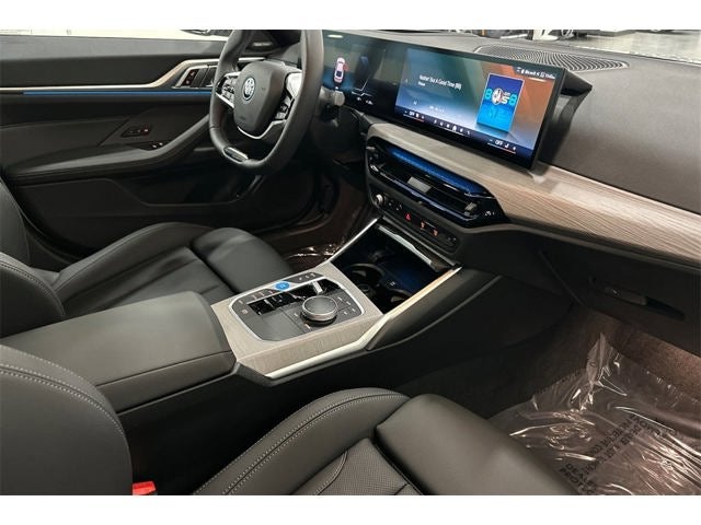 2025 BMW i4 xDrive40