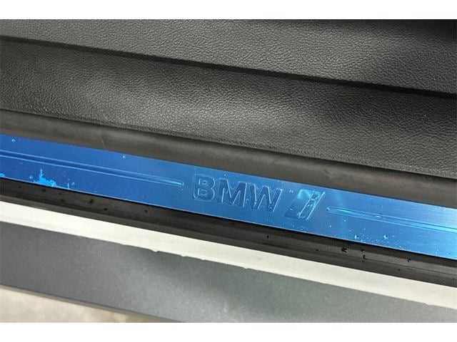 2025 BMW i4 xDrive40