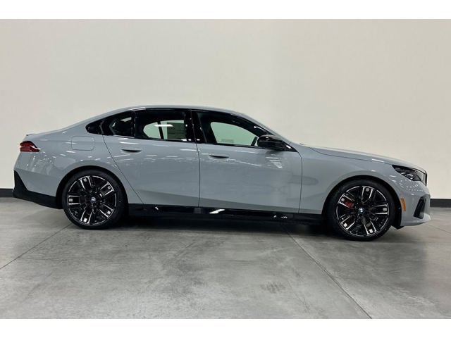 2026 BMW i5 M60
