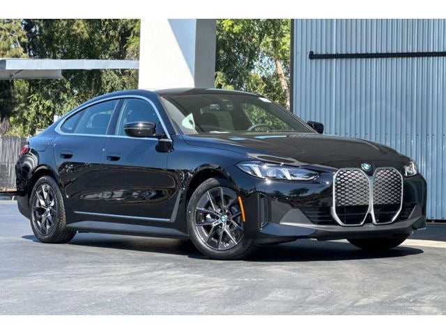 2026 BMW i4 eDrive40