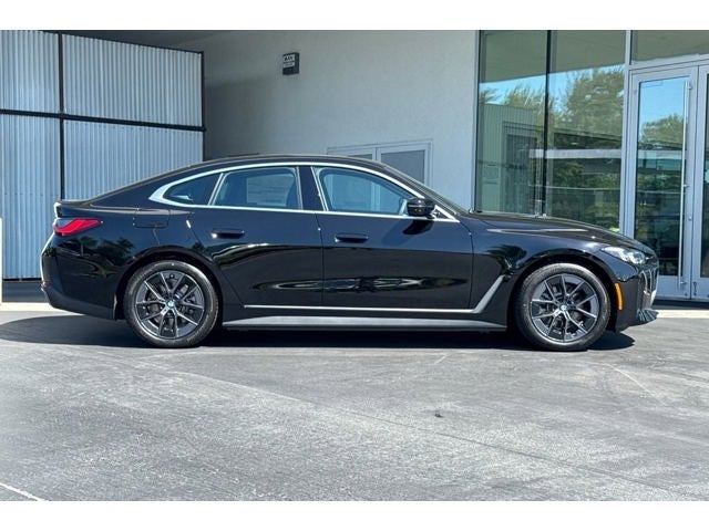 2026 BMW i4 eDrive40