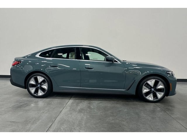 2026 BMW i4 eDrive40