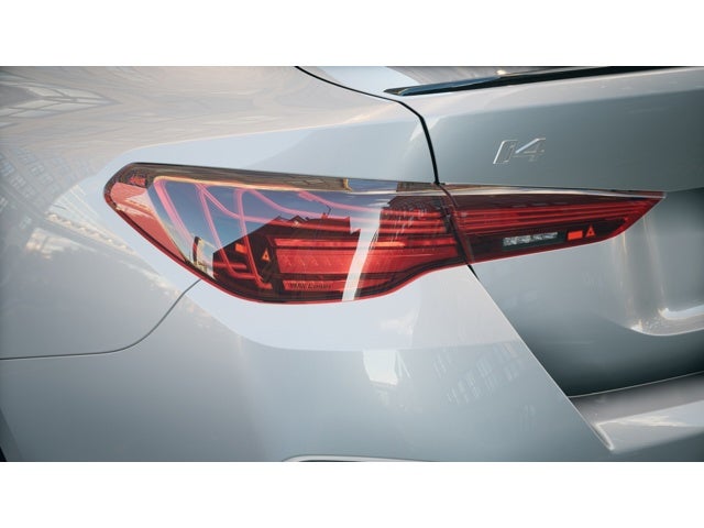 2026 BMW i4 eDrive40