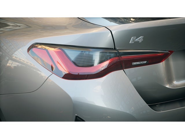 2026 BMW i4 eDrive40