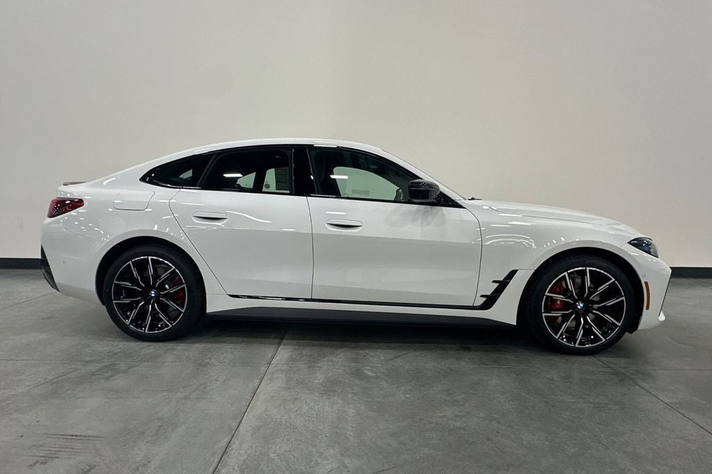 2026 BMW i4 eDrive40