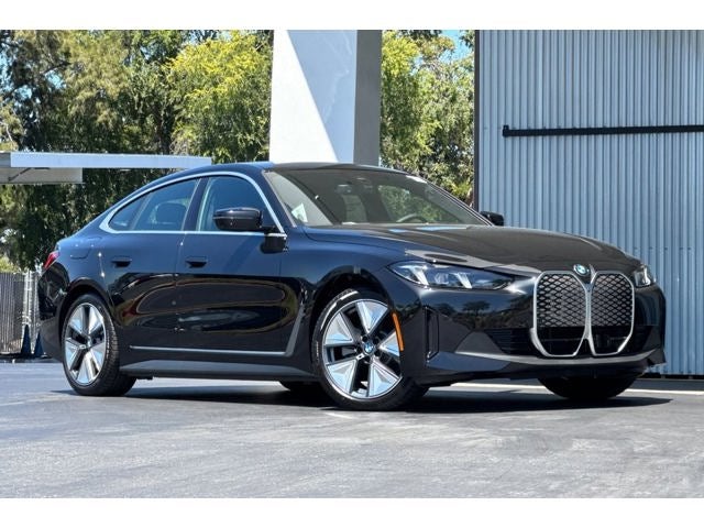 2026 BMW i4 eDrive40