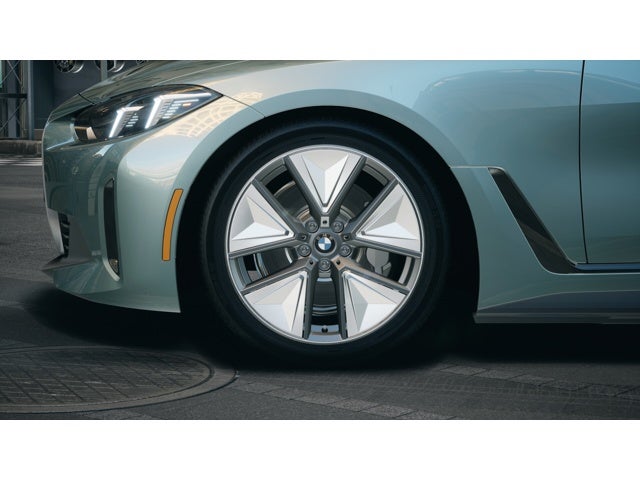 2026 BMW i4 eDrive40