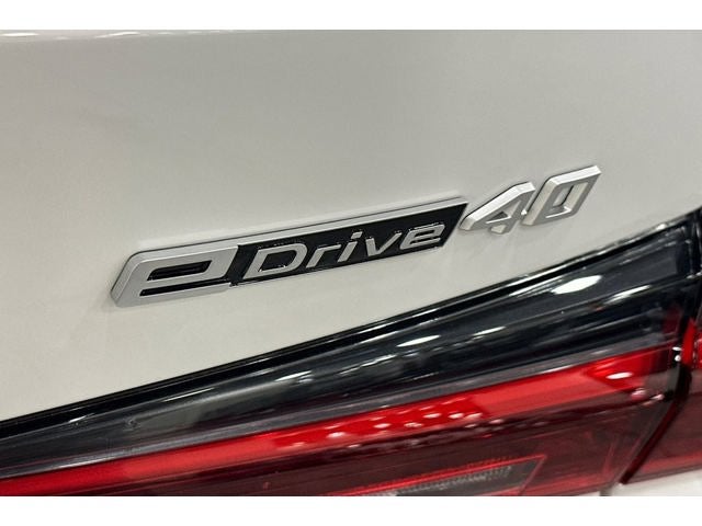 2026 BMW i4 eDrive40