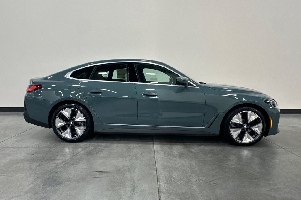 2026 BMW i4 eDrive40