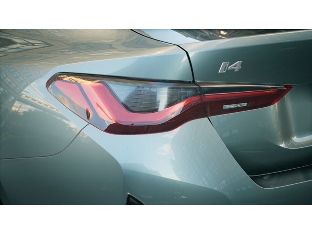 2026 BMW i4 eDrive40