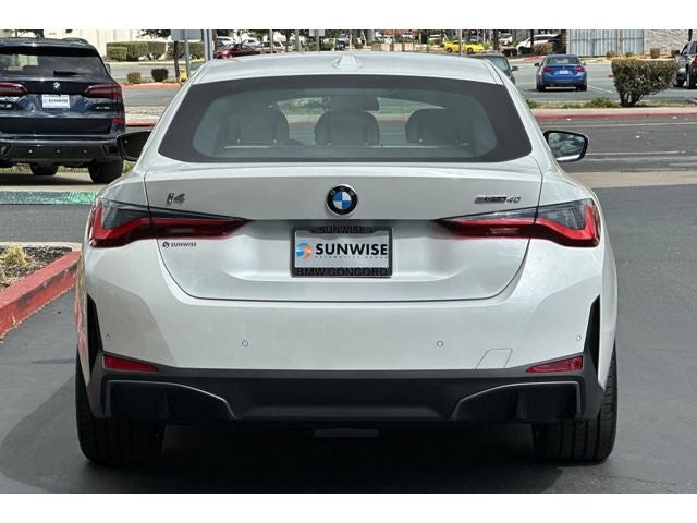 2026 BMW i4 eDrive40