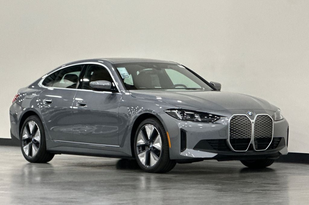 2026 BMW i4 eDrive40