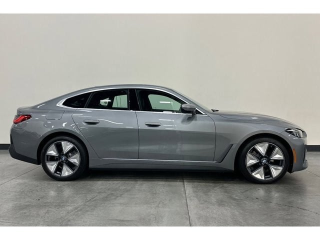 2026 BMW i4 eDrive40