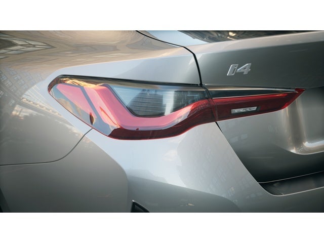 2026 BMW i4 eDrive40