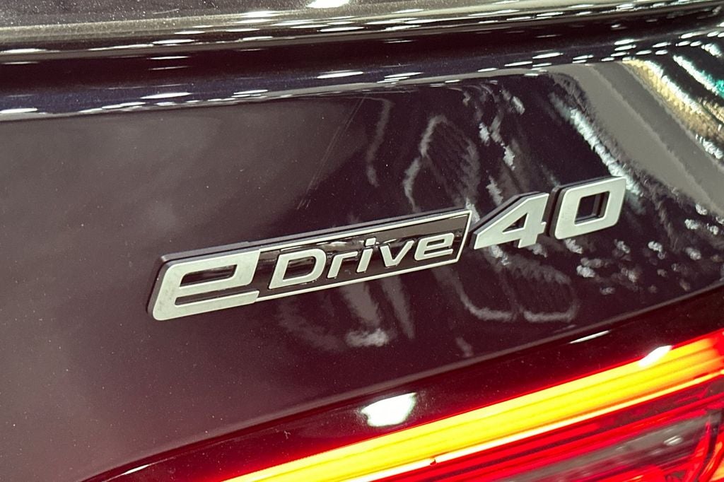 2027 BMW i5 eDrive40