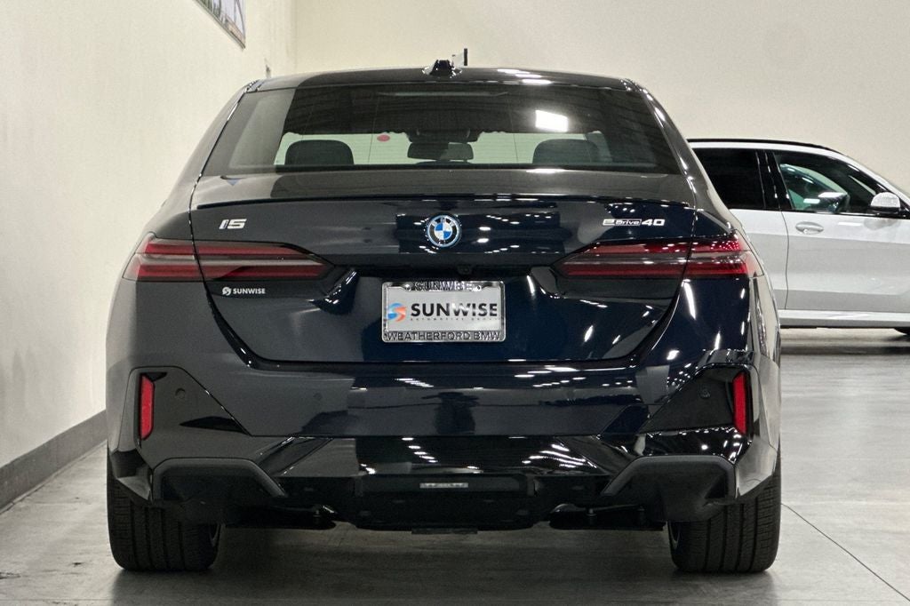 2027 BMW i5 eDrive40