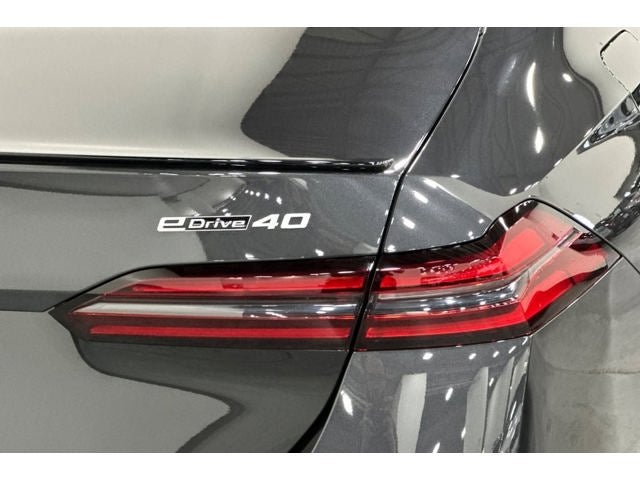 2027 BMW i5 eDrive40
