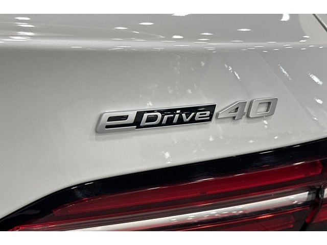 2026 BMW i5 eDrive40