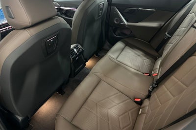2027 BMW i5 eDrive40