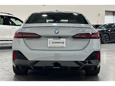 2026 BMW i5 eDrive40