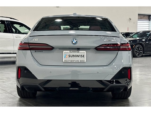 2026 BMW i5 eDrive40