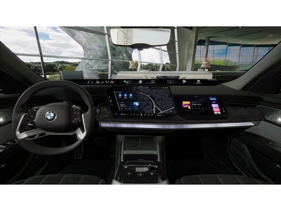 2027 BMW i7 Base