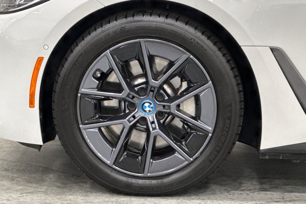 2023 BMW i4 eDrive40