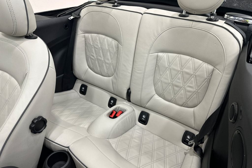 2021 MINI John Cooper Works Iconic