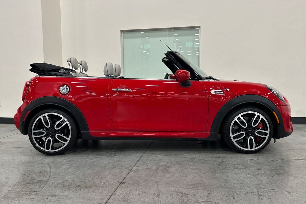 2021 MINI John Cooper Works Iconic