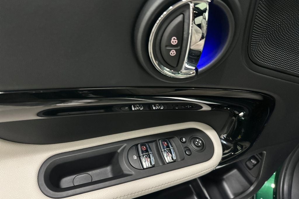 2024 MINI Cooper S Countryman Iconic